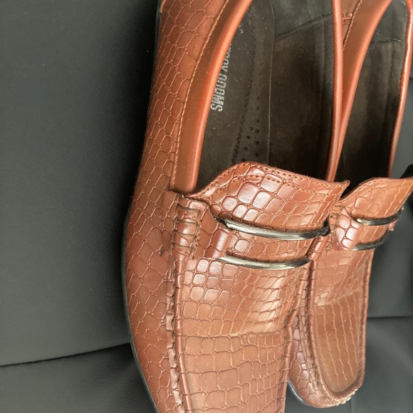 Stacey Adams - Picture 2 of 5